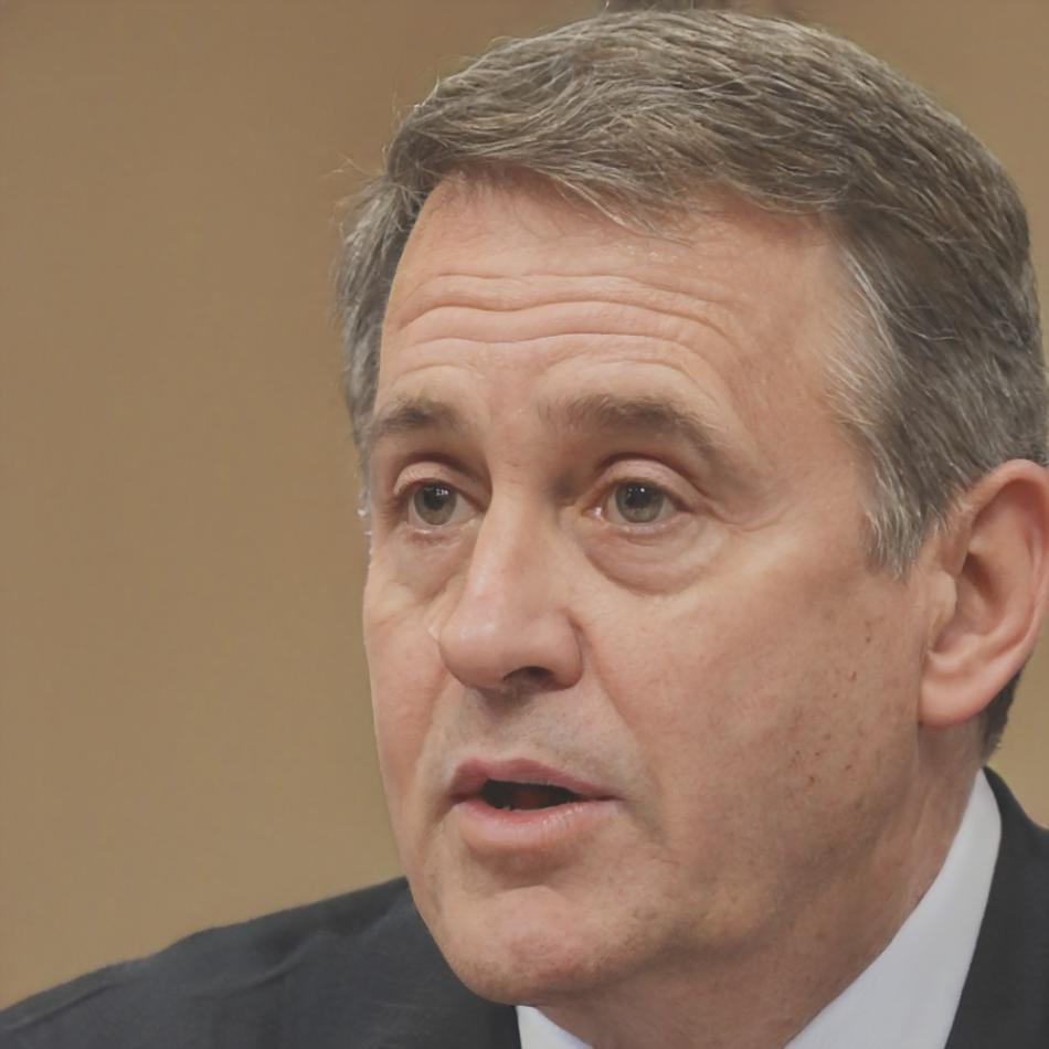 Portrait de Bastien Morlaix, conseiller en gestion budgétaire